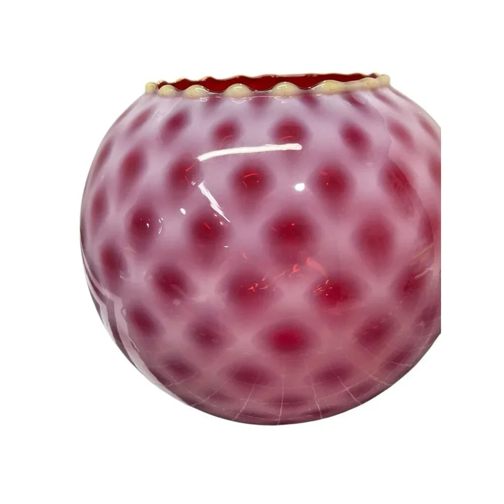 Unknown red round